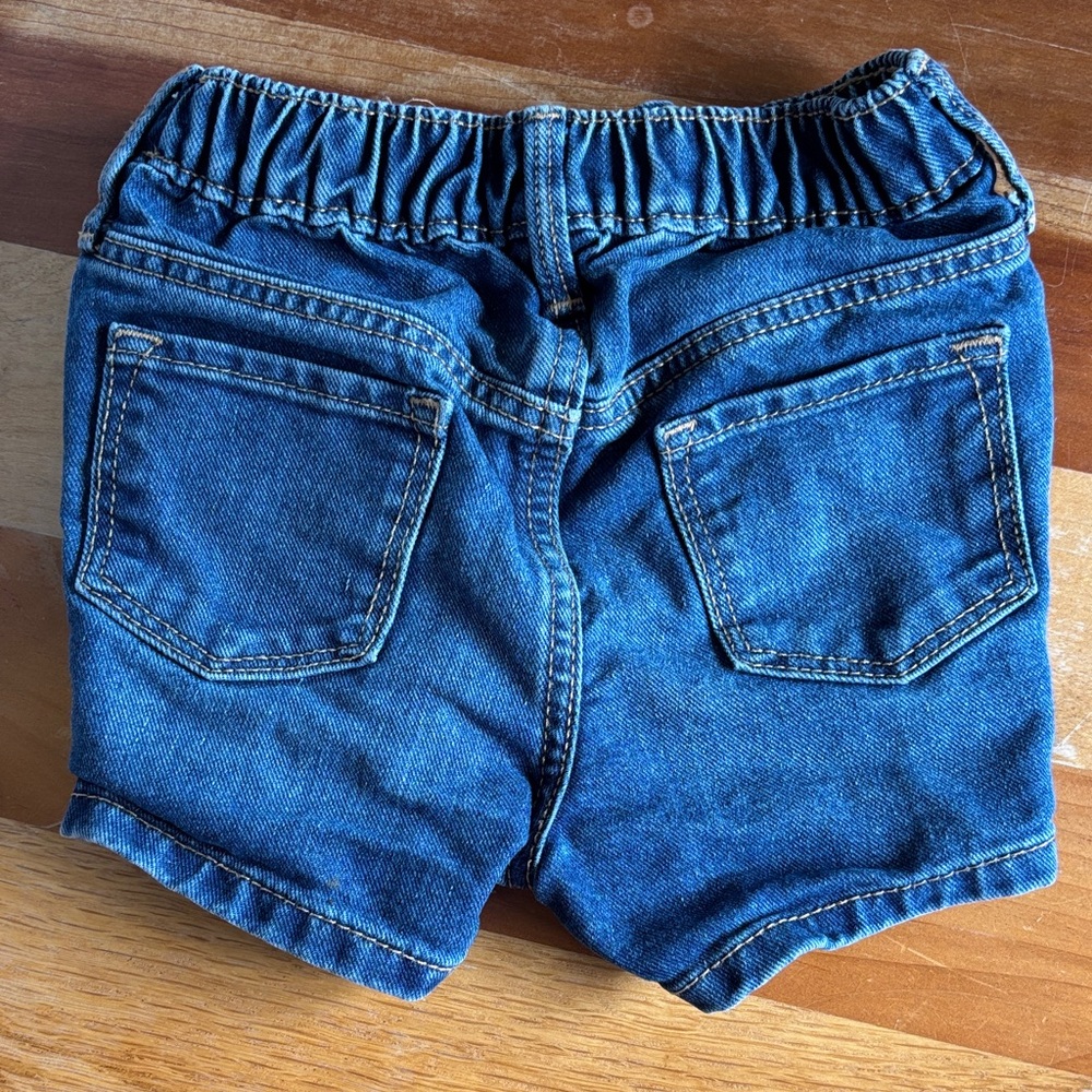 2T Denim Shorts - Picture 2 of 3